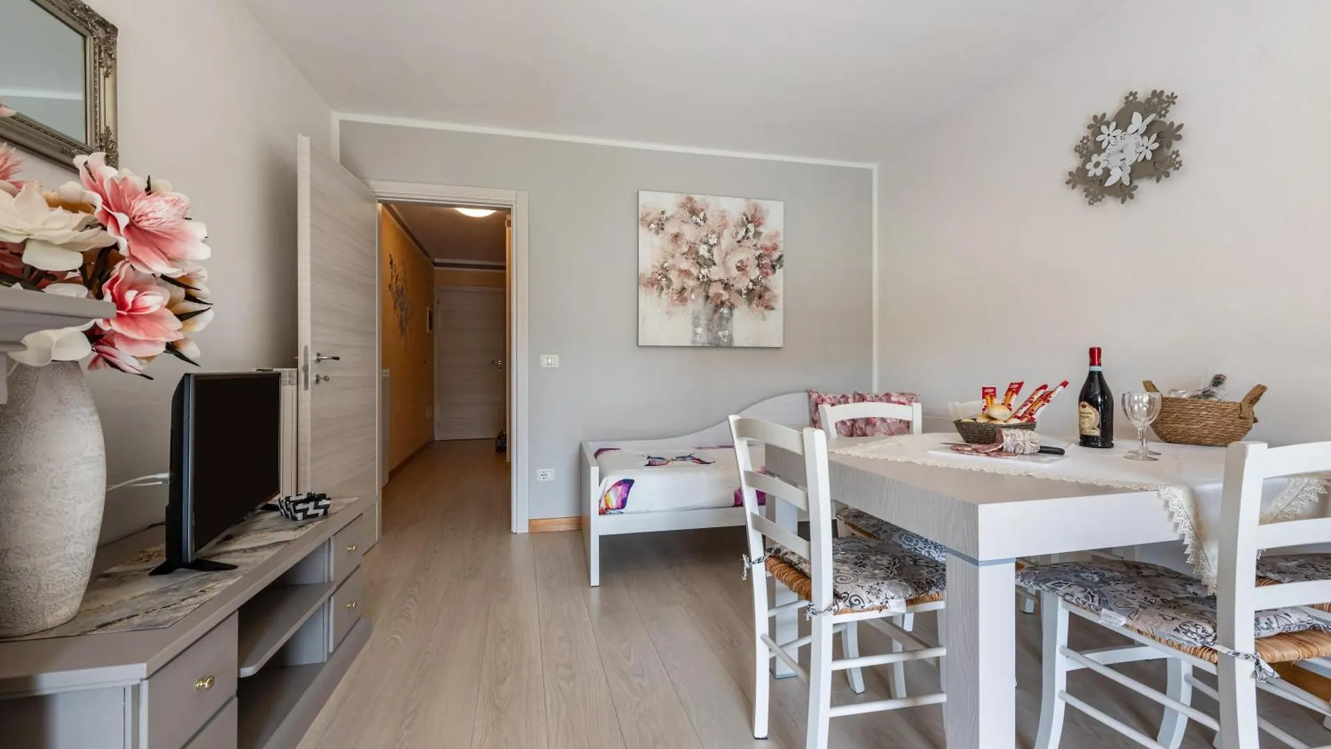 Residence Tatiana Dependance Tremosine 0*,